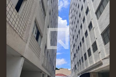 Apartamento à venda com 80m², 2 quartos e 1 vagaFachada
