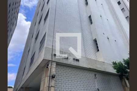 Apartamento à venda com 80m², 2 quartos e 1 vagaFachada