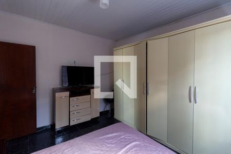 Casa à venda com 400m², 8 quartos e 3 vagas Casa à venda com 400m², 8 quartos e 3 vagasQuarto