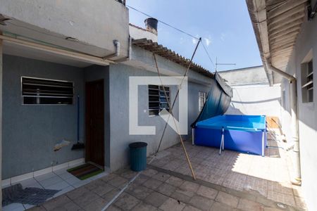 Casa à venda com 400m², 8 quartos e 3 vagas Casa à venda com 400m², 8 quartos e 3 vagasÁrea Comum - Quintal