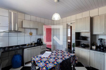 Casa à venda com 400m², 8 quartos e 3 vagas Casa à venda com 400m², 8 quartos e 3 vagasCozinha