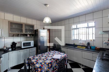 Casa à venda com 400m², 8 quartos e 3 vagas Casa à venda com 400m², 8 quartos e 3 vagasCozinha