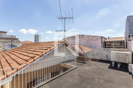 Casa à venda com 160m², 3 quartos e 3 vagas Casa à venda com 160m², 3 quartos e 3 vagasTerraço