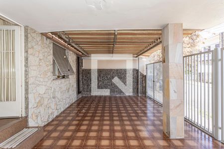 Casa à venda com 160m², 3 quartos e 3 vagas Casa à venda com 160m², 3 quartos e 3 vagasGaragem