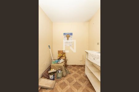 Casa à venda com 160m², 3 quartos e 3 vagas Casa à venda com 160m², 3 quartos e 3 vagasQuarto de Serviços