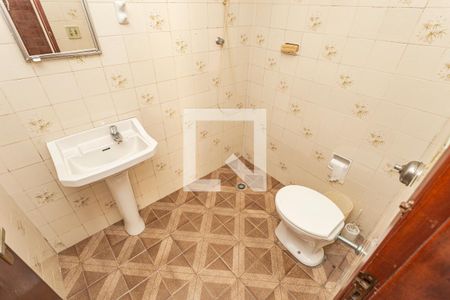 Casa à venda com 160m², 3 quartos e 3 vagas Casa à venda com 160m², 3 quartos e 3 vagasBanheiro