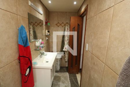 Casa para alugar com 168m², 3 quartos e 3 vagasBanheiro da Suíte