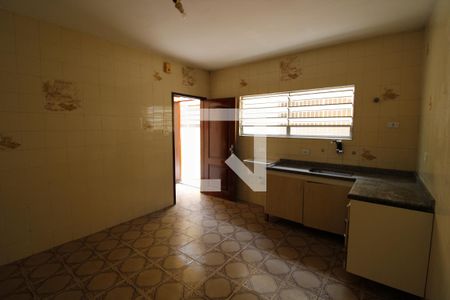 Cozinha de casa para alugar com 1 quarto, 50m² em Jardim Novo Taboao, São Paulo