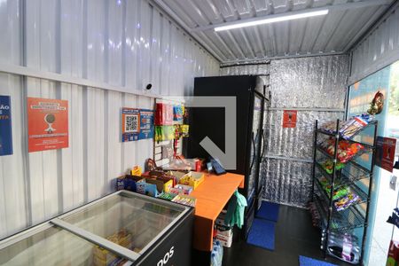 Apartamento para alugar com 73m², 2 quartos e 1 vagaMini Mercado