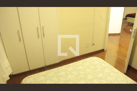 Apartamento à venda com 180m², 4 quartos e 2 vagasQuarto 2