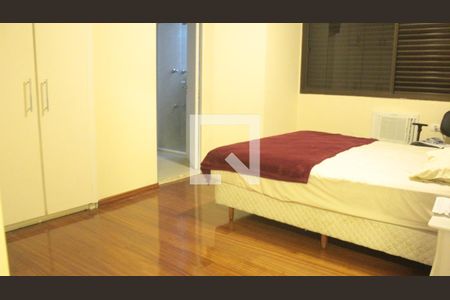 Apartamento à venda com 180m², 4 quartos e 2 vagasQuarto