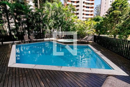 Apartamento para alugar com 130m², 3 quartos e 4 vagasÁrea comum - Piscina