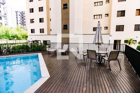 Apartamento para alugar com 130m², 3 quartos e 4 vagasÁrea comum - Piscina