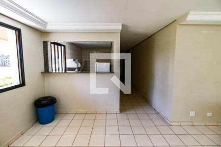 Apartamento para alugar com 130m², 3 quartos e 4 vagasÁrea comum - Salão de festas