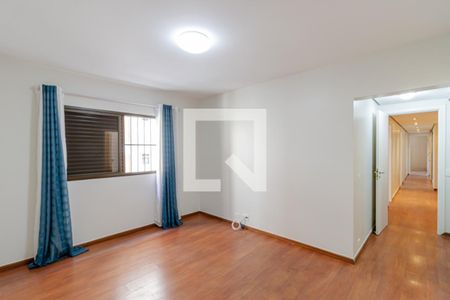Apartamento para alugar com 217m², 4 quartos e 3 vagas Apartamento para alugar com 217m², 4 quartos e 3 vagasSuíte 4