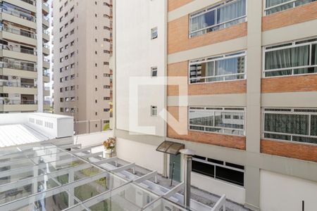 Apartamento para alugar com 217m², 4 quartos e 3 vagas Apartamento para alugar com 217m², 4 quartos e 3 vagasVista da Suíte 4