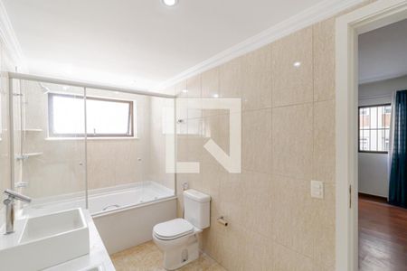 Apartamento para alugar com 217m², 4 quartos e 3 vagas Apartamento para alugar com 217m², 4 quartos e 3 vagasBanheiro da Suíte 4