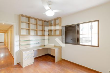 Apartamento para alugar com 217m², 4 quartos e 3 vagas Apartamento para alugar com 217m², 4 quartos e 3 vagasQuarto 1