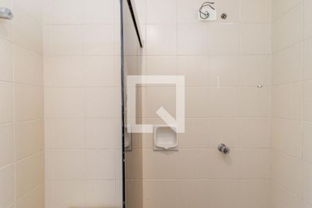 Apartamento para alugar com 217m², 4 quartos e 3 vagas Apartamento para alugar com 217m², 4 quartos e 3 vagasBanheiro de Serviço