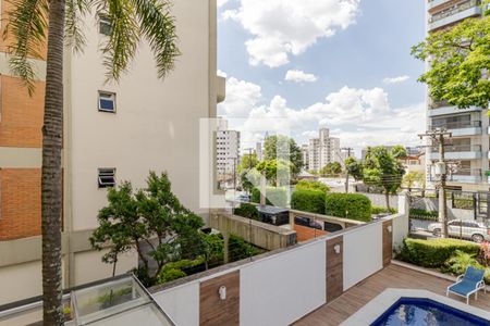 Apartamento para alugar com 217m², 4 quartos e 3 vagas Apartamento para alugar com 217m², 4 quartos e 3 vagasVista do Quarto 1