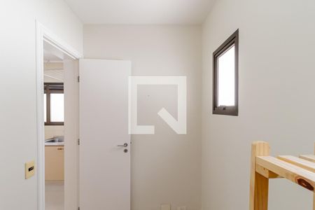Apartamento para alugar com 217m², 4 quartos e 3 vagas Apartamento para alugar com 217m², 4 quartos e 3 vagasQuarto de Serviço
