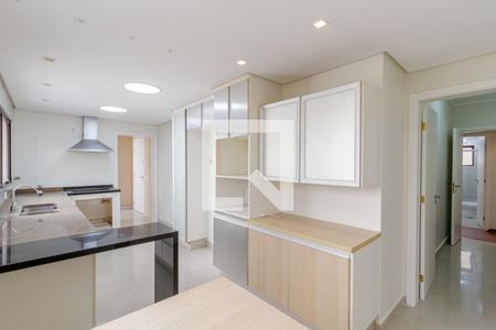 Apartamento para alugar com 217m², 4 quartos e 3 vagas Apartamento para alugar com 217m², 4 quartos e 3 vagasCozinha