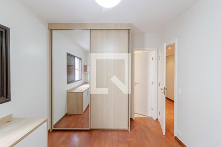 Apartamento para alugar com 217m², 4 quartos e 3 vagas Apartamento para alugar com 217m², 4 quartos e 3 vagasSuíte 3