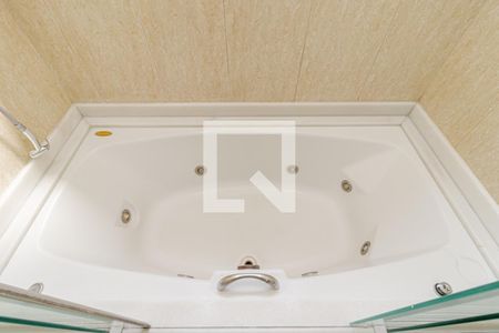 Apartamento para alugar com 217m², 4 quartos e 3 vagas Apartamento para alugar com 217m², 4 quartos e 3 vagasBanheiro da Suíte 4