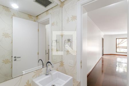 Apartamento para alugar com 217m², 4 quartos e 3 vagas Apartamento para alugar com 217m², 4 quartos e 3 vagasLavabo