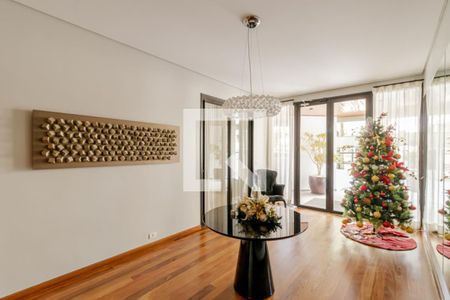 Apartamento para alugar com 217m², 4 quartos e 3 vagas Apartamento para alugar com 217m², 4 quartos e 3 vagasHall Social