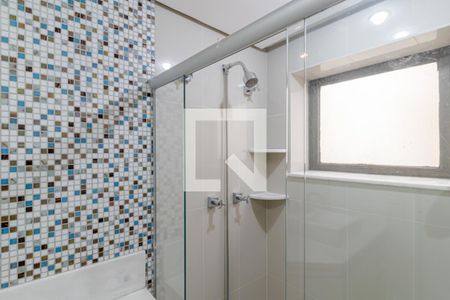 Apartamento para alugar com 217m², 4 quartos e 3 vagas Apartamento para alugar com 217m², 4 quartos e 3 vagasBanheiro da Suíte 2