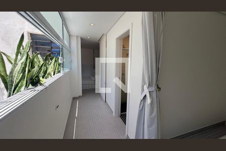 Corredor de apartamento para alugar com 1 quarto, 40m² em Cerqueira César, São Paulo