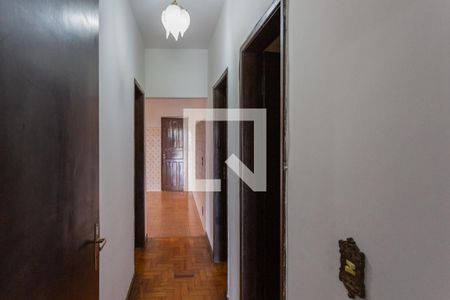 Corredor de casa para alugar com 4 quartos, 360m² em Aparecida, Belo Horizonte