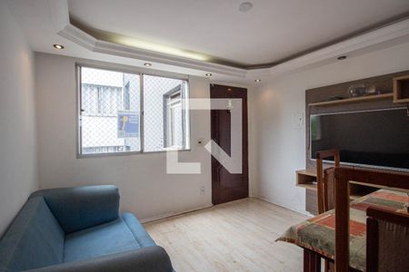 Sala de apartamento para alugar com 2 quartos, 51m² em Itaquera, São Paulo