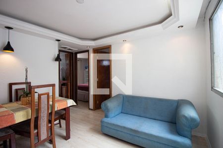 Sala de apartamento para alugar com 2 quartos, 51m² em Itaquera, São Paulo