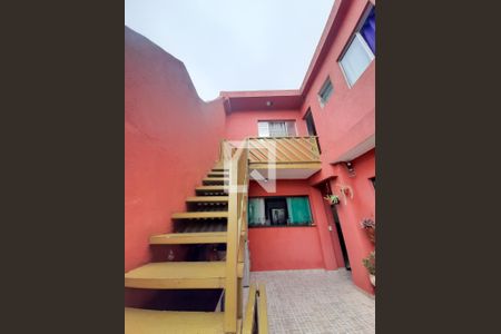 Casa à venda com 181m², 5 quartos e 3 vagas Casa à venda com 181m², 5 quartos e 3 vagasCasa 3 - Acesso 1