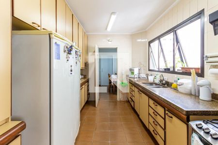 Apartamento à venda com 240m², 4 quartos e 3 vagasCozinha