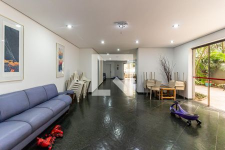 Apartamento à venda com 240m², 4 quartos e 3 vagasÁrea Comum - Salão de Festas