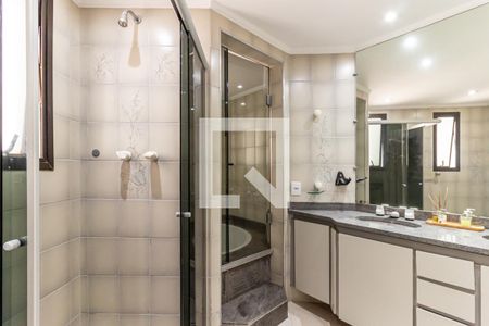 Apartamento à venda com 240m², 4 quartos e 3 vagasSuíte 1 - Banheiro 1