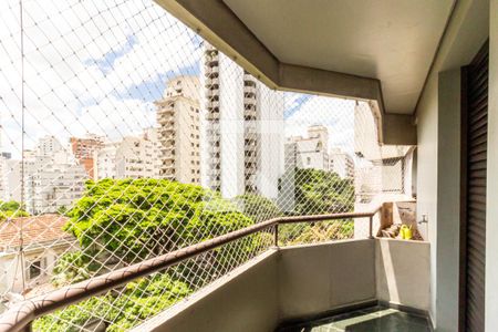 Apartamento à venda com 240m², 4 quartos e 3 vagasSuíte 2 - Quarto 2 - Varanda