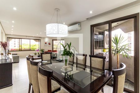 Sala de Jantar de apartamento à venda com 4 quartos, 240m² em Higienópolis, São Paulo