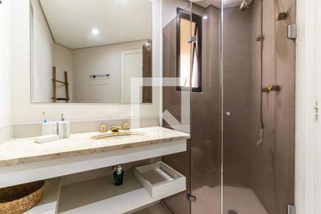 Apartamento à venda com 240m², 4 quartos e 3 vagasSuíte 2 - Banheiro 2