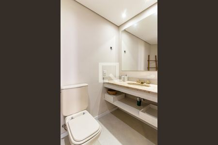 Apartamento à venda com 240m², 4 quartos e 3 vagasSuíte 2 - Banheiro 2