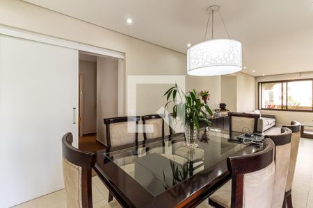 Sala de Jantar de apartamento à venda com 4 quartos, 240m² em Higienópolis, São Paulo
