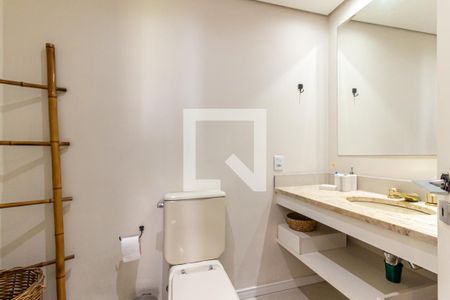 Apartamento à venda com 240m², 4 quartos e 3 vagasSuíte 2 - Banheiro 2