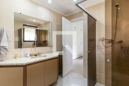 Apartamento à venda com 240m², 4 quartos e 3 vagasSuíte 3 - Banheiro 3