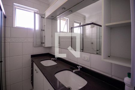 Casa à venda com 100m², 2 quartos e 1 vaga Casa à venda com 100m², 2 quartos e 1 vagaBanheiro