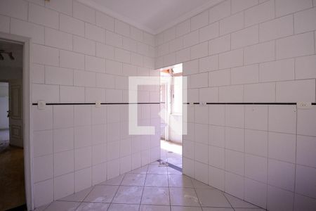 Casa à venda com 100m², 2 quartos e 1 vaga Casa à venda com 100m², 2 quartos e 1 vagaCozinha