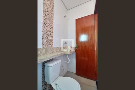 Casa à venda com 90m², 2 quartos e 1 vagaSuíte 1 - Banheiro