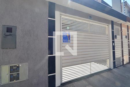Casa à venda com 90m², 2 quartos e 1 vagaFachada